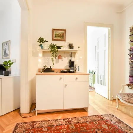Apartment The Little Paris In