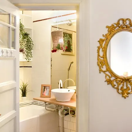 The Little Paris In Apartment